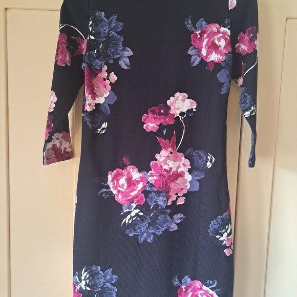 Joules Riviera Print Black Floral Women's Dress.  Size 2 - Picture 2 of 7